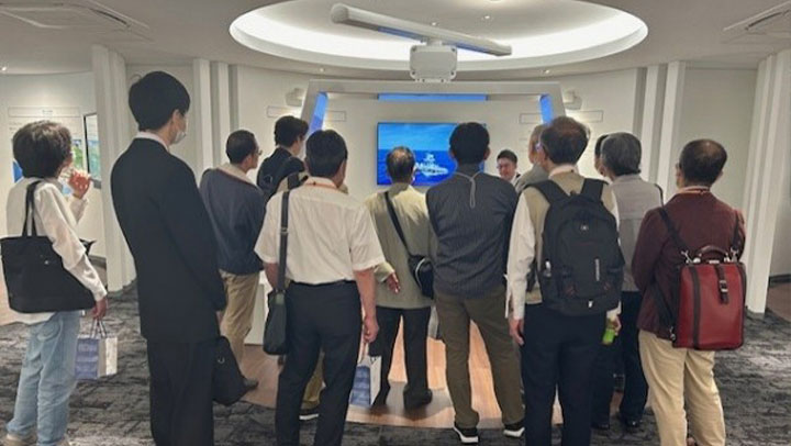 東京での決算説明会イメージ