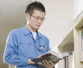 先輩社員イメージ