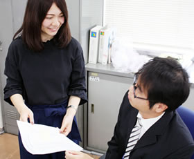 先輩社員イメージ