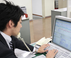 先輩社員イメージ