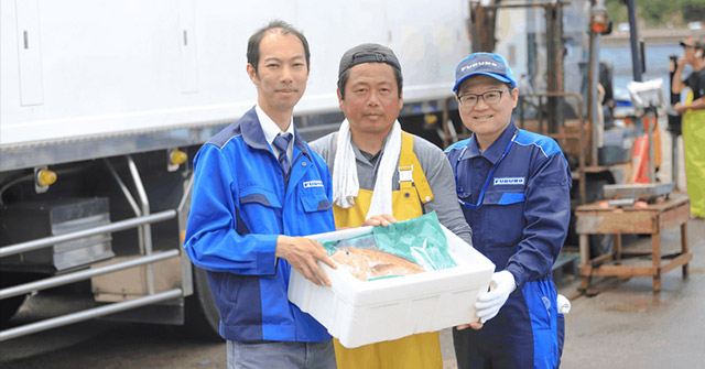 こども食堂 漁業関係者の集合写真です。